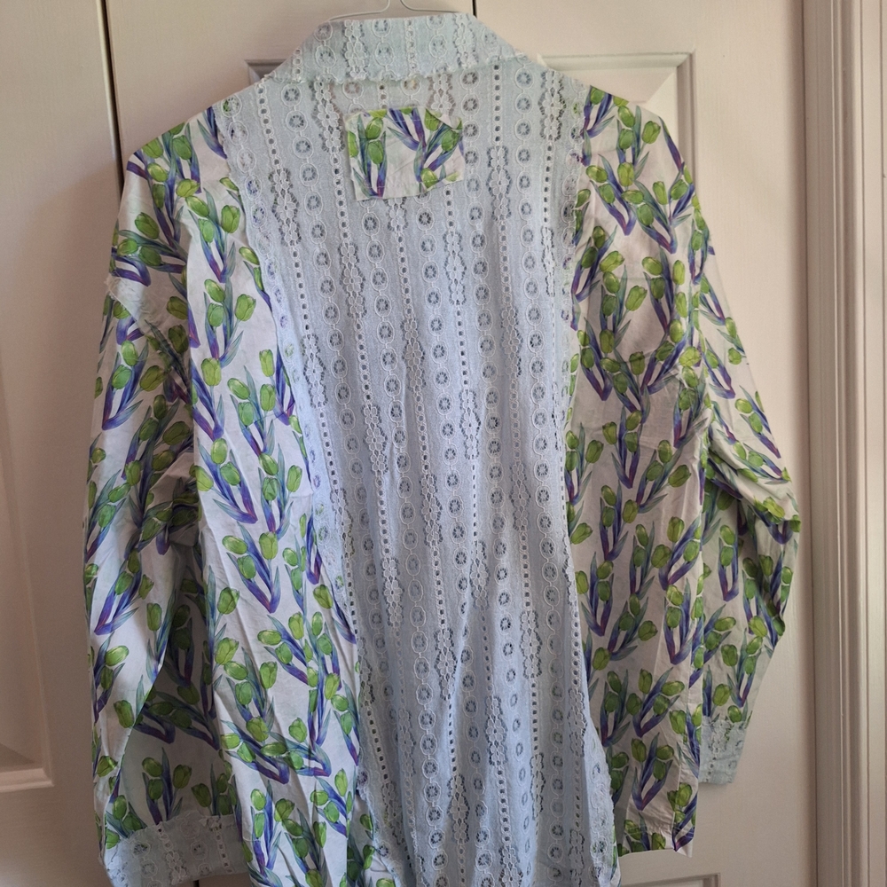 POL Floral Lace Button Down Top NWOT - Picture 2 of 6